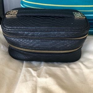 Kendra Scott beauty bag/ makeup bag